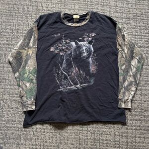 Baggy Camo Sleeved Wildlife Graphic Longsleeve